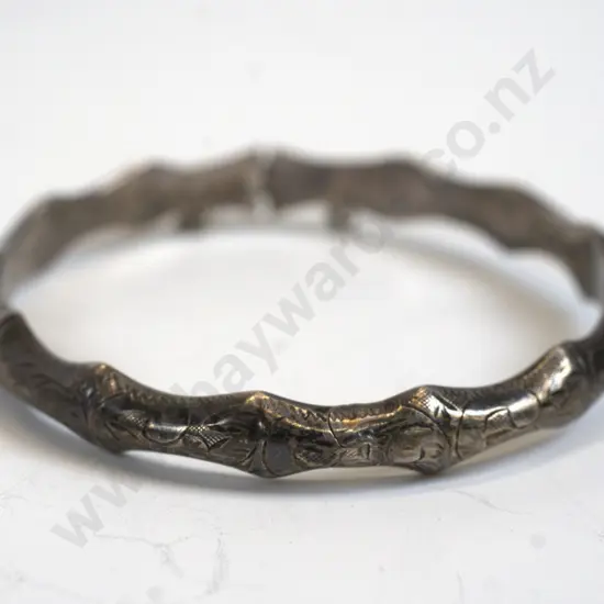 silver bangle with safety chain stamped Thailand sterling