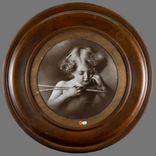 circular framed cupid print "Cupid Asleep" Diam-310