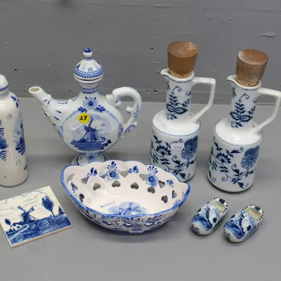 blue & white pottery Delft and Blue Danube items - oil & vinegar bottles H-190, shoes, flask, etc.