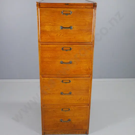 vintage oak 4-drawer filing cabinet with metal handles and label holders H-1330 W-490 D-650