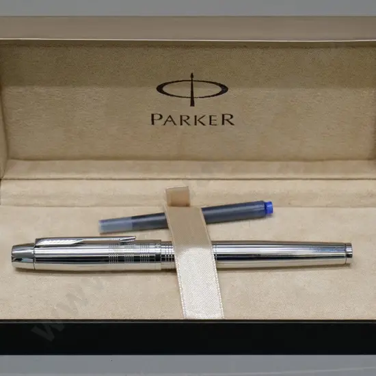 boxed chrome finish Parker fountain pen and ink refill