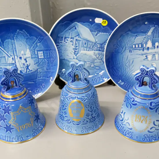 3 Bing & Grondahl Christmas bells H-130 and matching year plates - 1974, 75, 76
