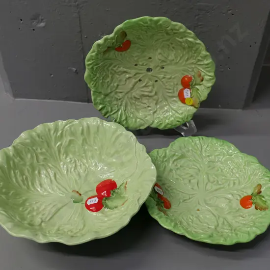 Carlton ware salad ware - salad bowl Diameter 240 and drainer bowl with plate