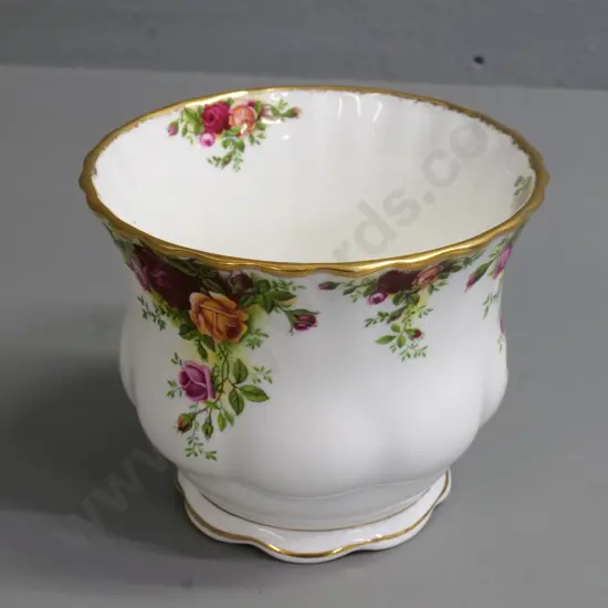 Royal Albert Old Country Roses small jardiniere H-120 Diameter 140