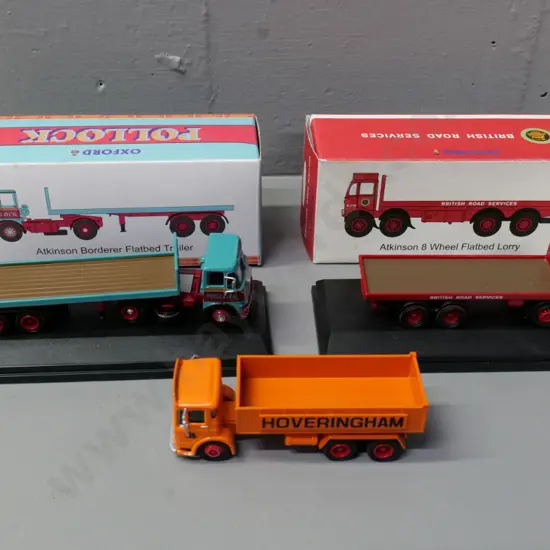 3 Oxford die-cast 1:76 scale model vehicles flatbed trucks - 2 with original boxes & plastic stands