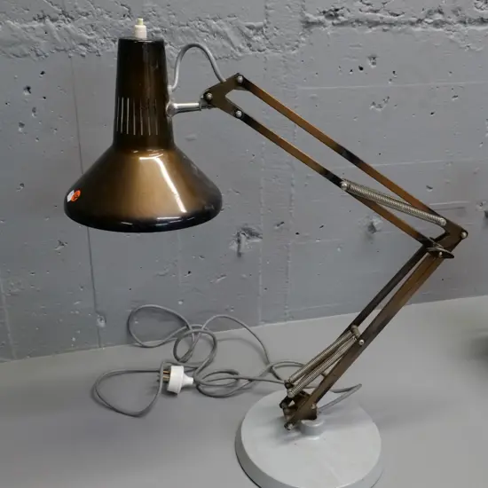 anglepoise lamp with bronze/brown finish - shade diameter 190