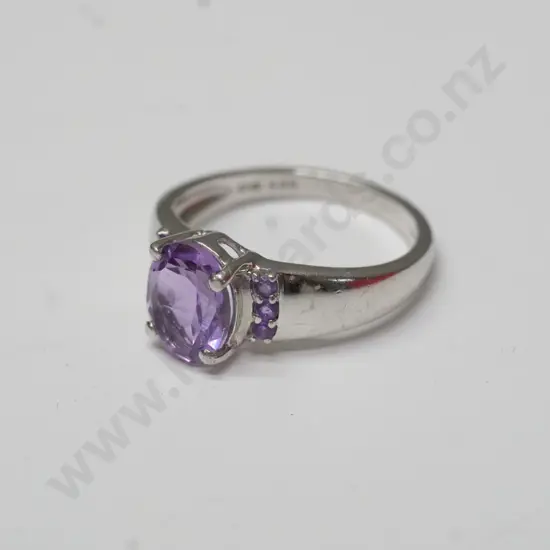 silver amethyst dress ring stamped 925