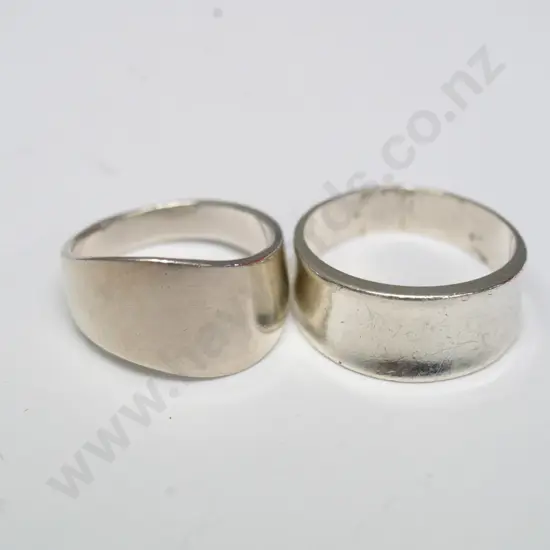 2 plain silver rings stamped stg