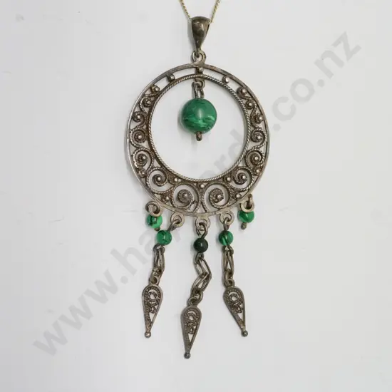 silver pendant stamped 925