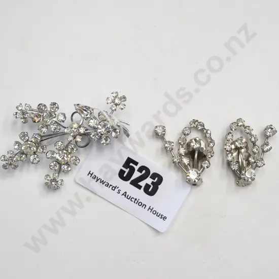 costume brooch & earring set