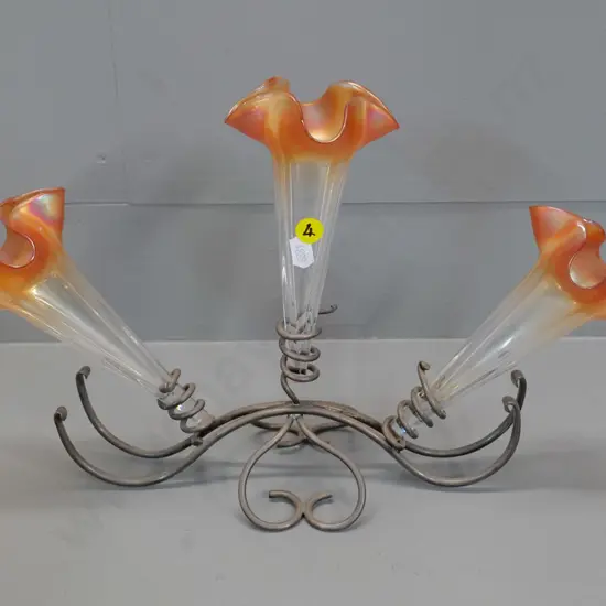 3 lustre glass epergnes in plated metal holder - H-230 W-380