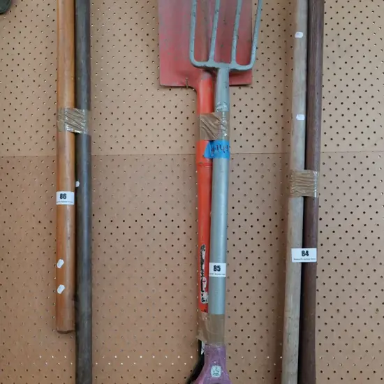 garden fork and spade