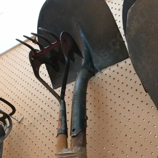shovel, cultivator 