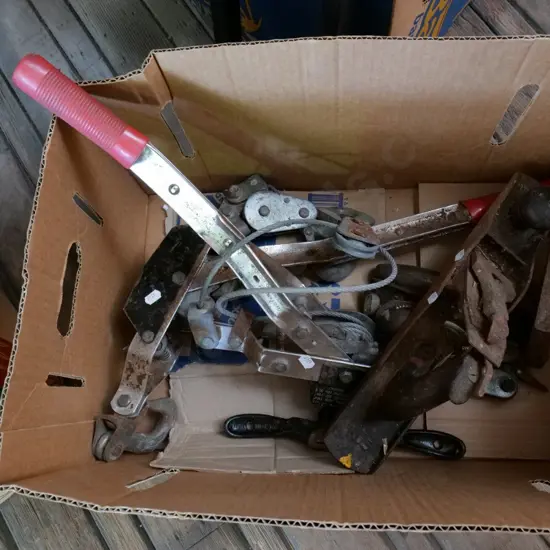 box; 2 wire strainers, rusty chain etc