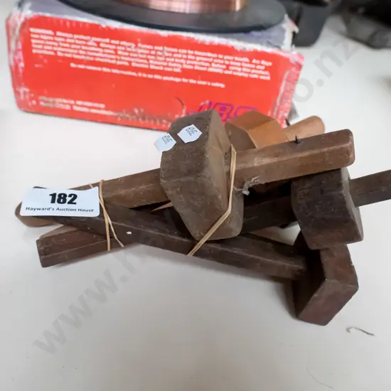 bundle of vintage marker gauges