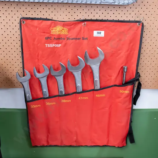 jumbo spanner set - missing 1 spanner