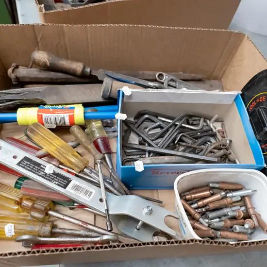 box; allen keys, string lines etc