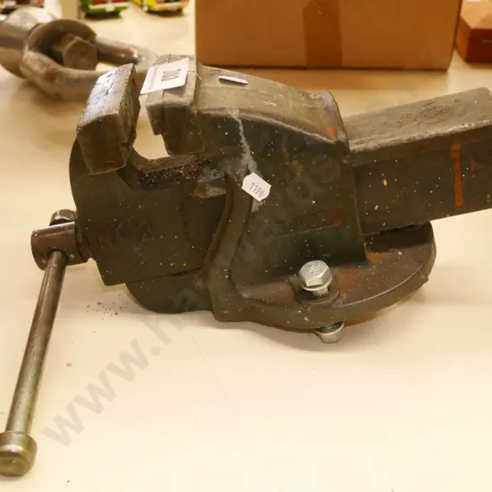 Record No. 2 engineer's vice