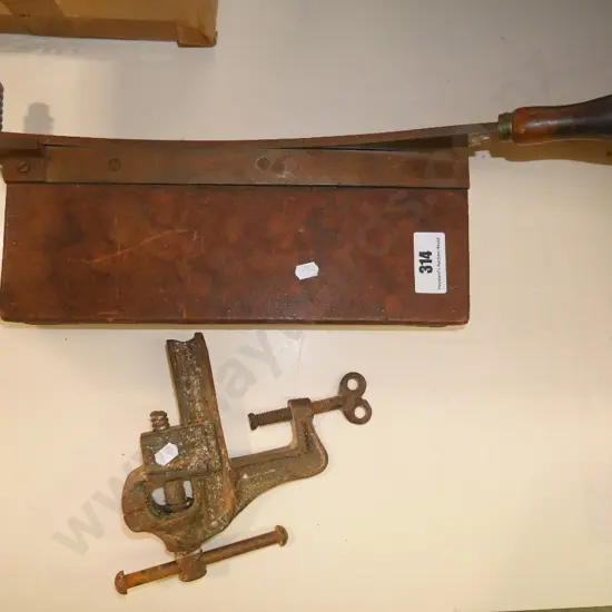 small guillotine, vintage vice