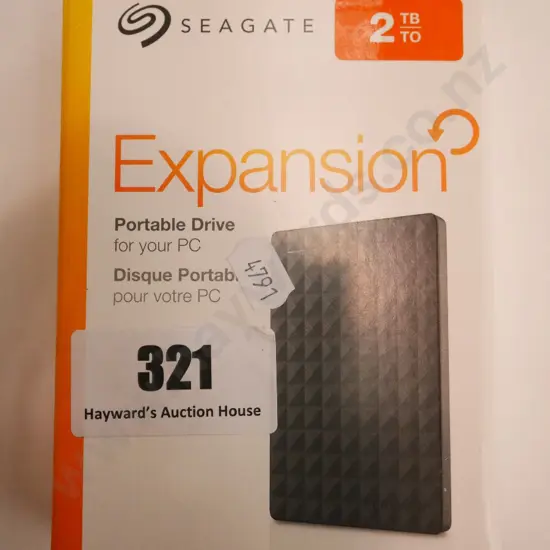 Seagate Expansion portable hard drive 2TB