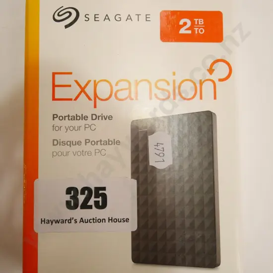 Seagate Expansion portable hard drive 2TB