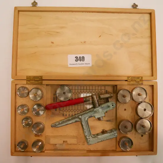 calendar glasses distance measuring gauge - boxed