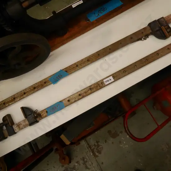 pair of sash clamps L-1060