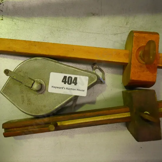 string line, 2 marker gauges