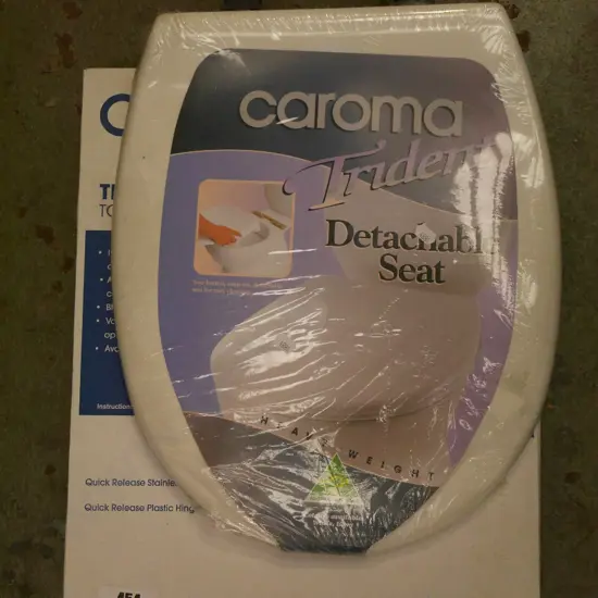 2 as-new toilet seats