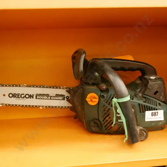 Ozito chainsaw (As Is, No Returns)