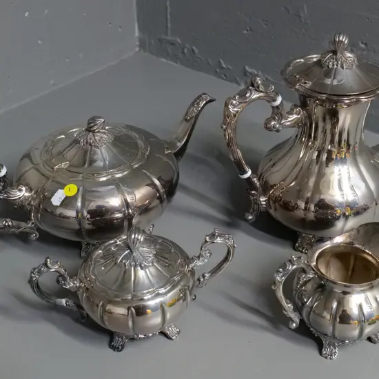 Sherwood 4-piece silver plated tea set with nut shaped knobs