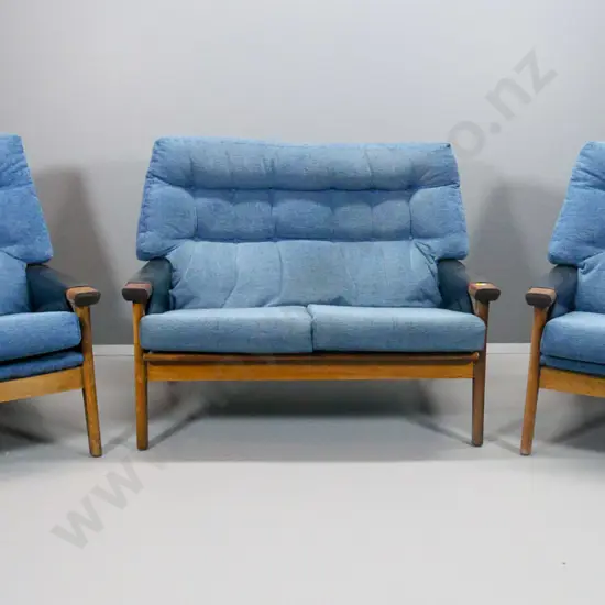 Luveck / Broadhead AKL mahogany 2-seater settee & 2 armchairs - blue fabric with vinyl on arms H920 W1150 D750