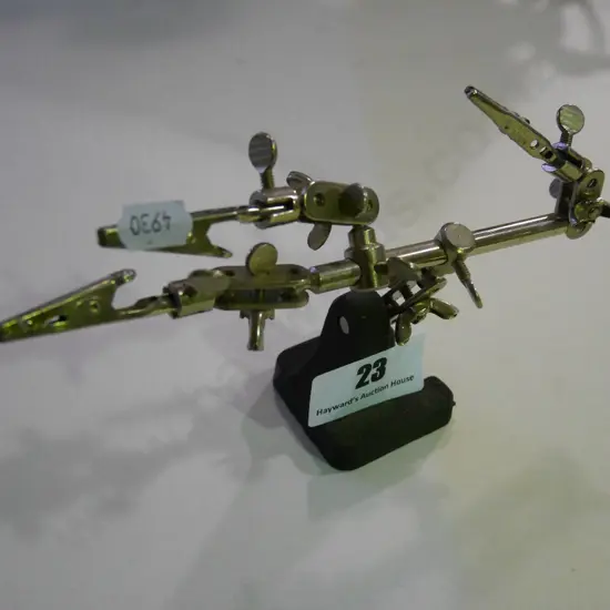 fly fishing fly tieing stand