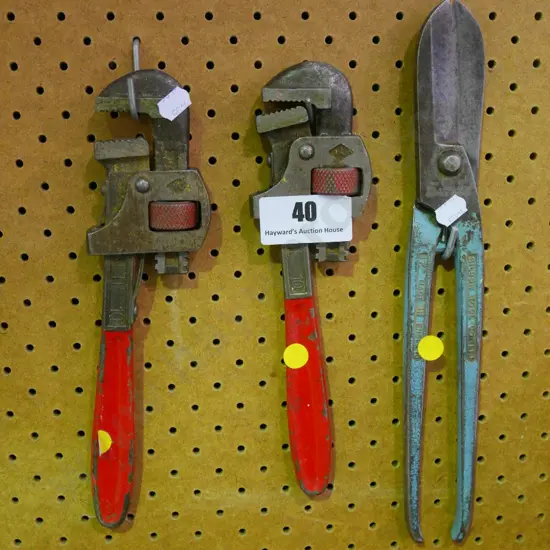 2 plumber's stilsons, pair of tin snips