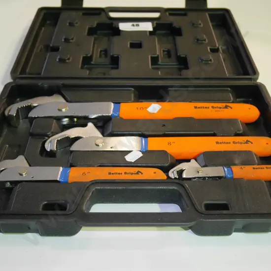 cased Renovator Better grips