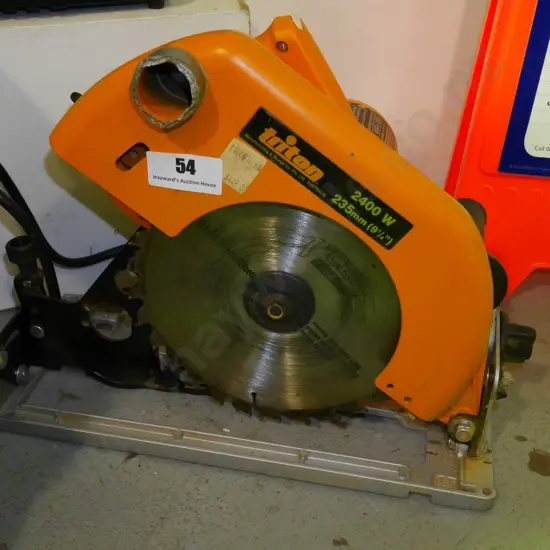 Triton 235mm skilsaw