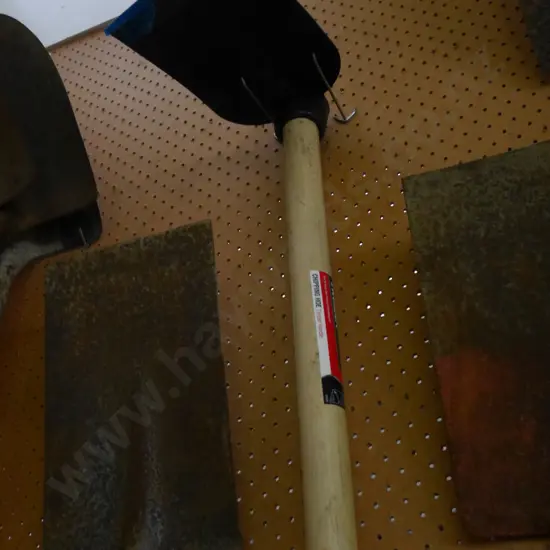 chipping hoe