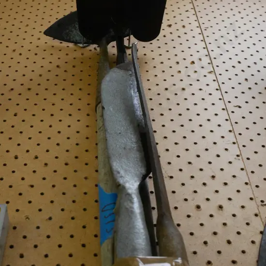 garden tools; 2 hoes, 2 slashers