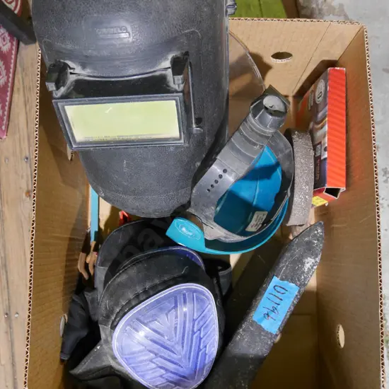 box; knee pads, railway angle, masks etc