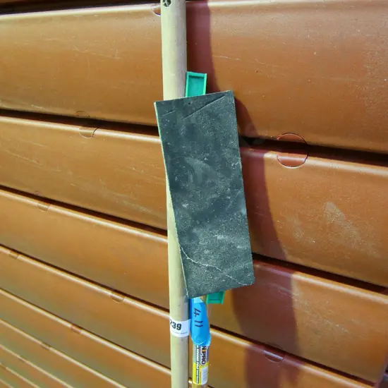 sanding pole, broom handle