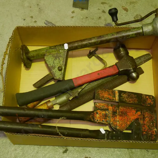 box; part barrel pump, fibre board cutters etc