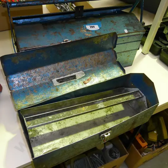 2 tool boxes