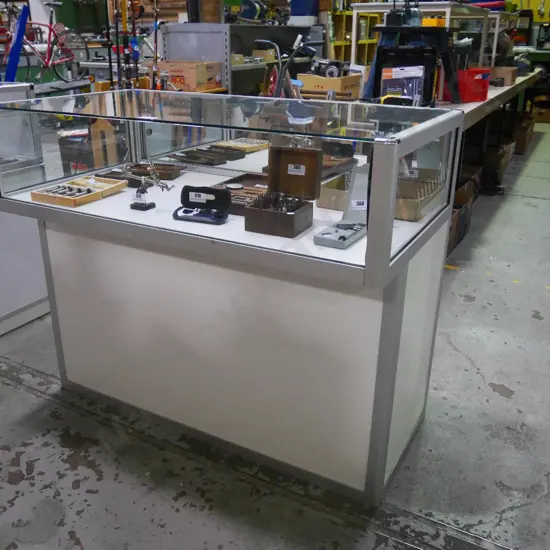 jeweller's display case H-1010 W-1200 D-650 (lockable)