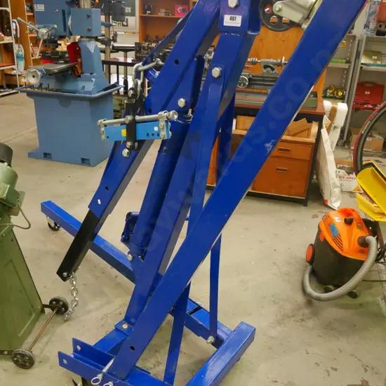 2 tonne engine hoist with engine leveller 