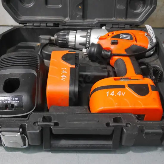 Predator 14V battery drill