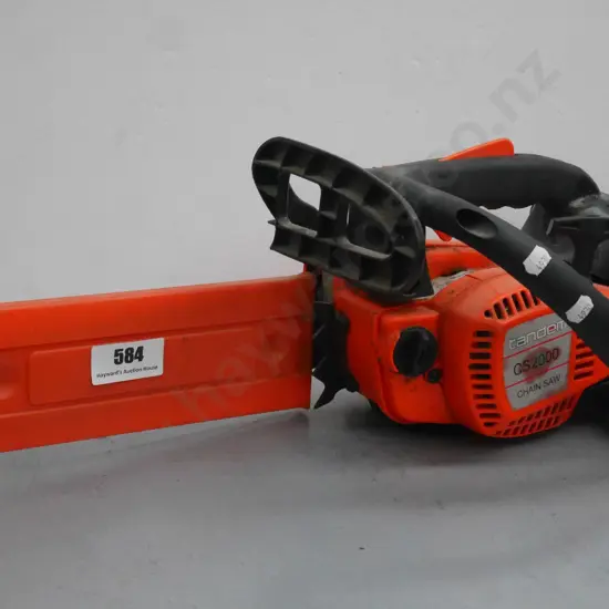 small Tandem chainsaw