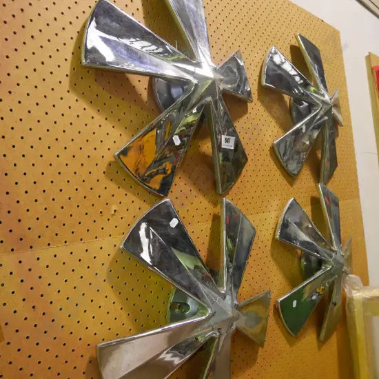 set of 4 spinning hub caps