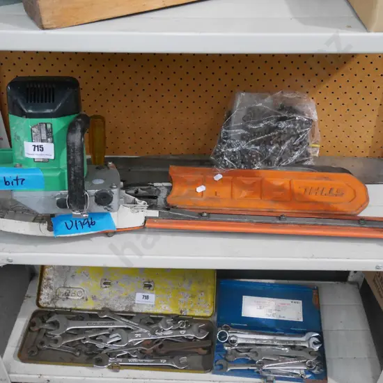 electric chainsaw with hedge cutting adapter