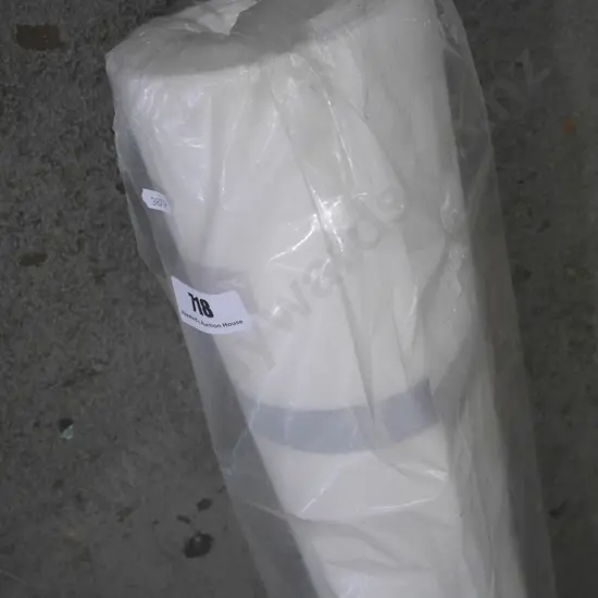 roll of buiding wrap