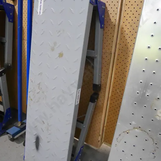 fold out metal stand - some rust